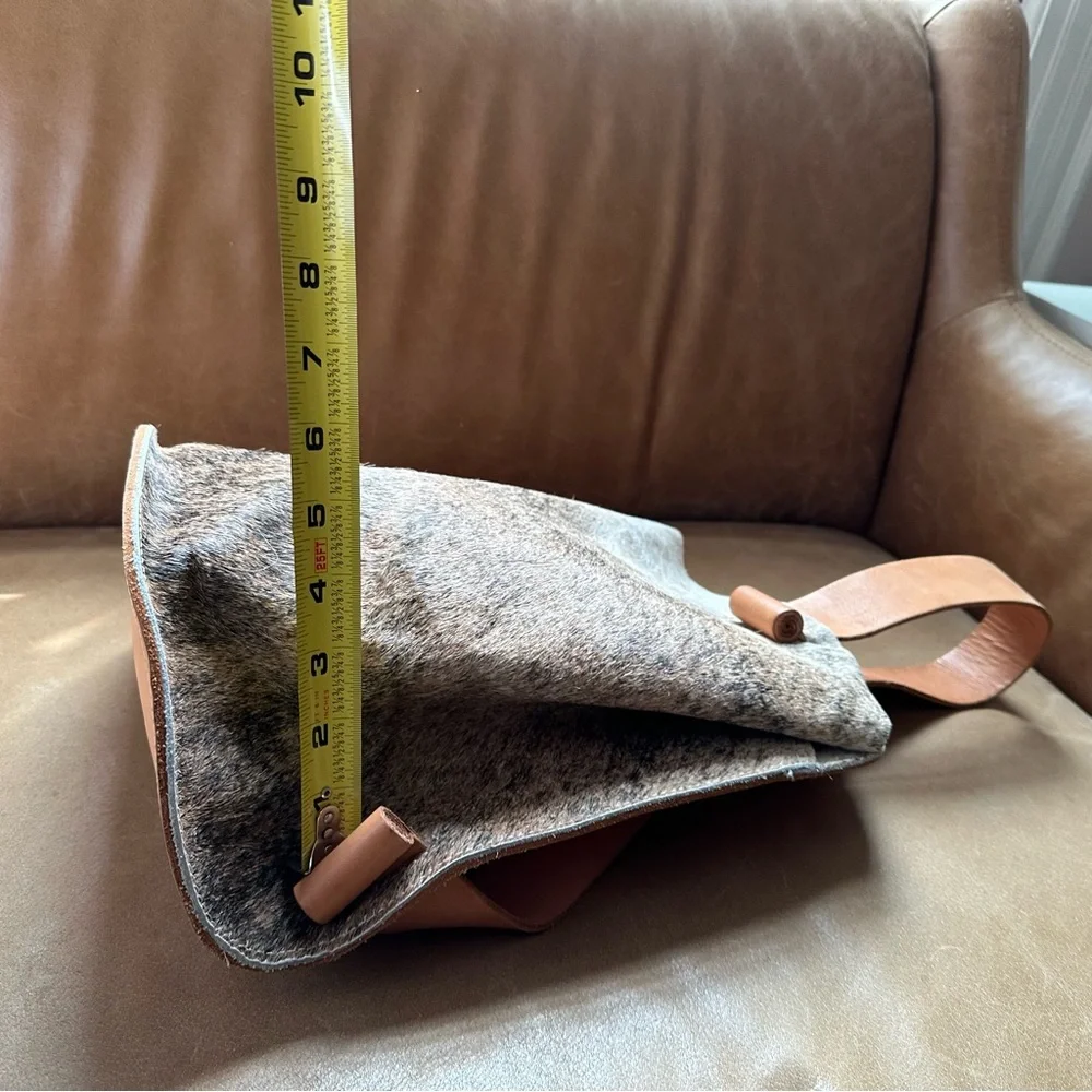 Redondo Frydman calf hair tan leather sling backpack bucket bag shoulder - Picture 15 of 17